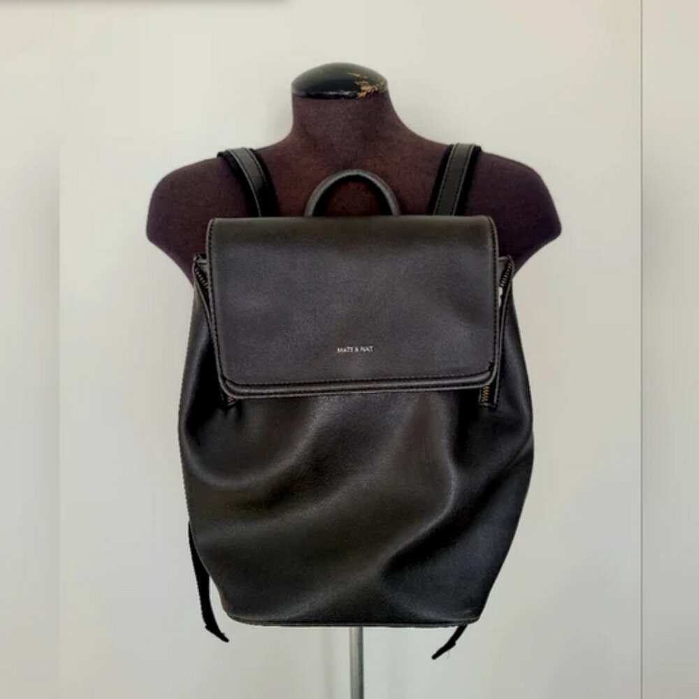 Leather Matt & Nat Backpack Medium Size